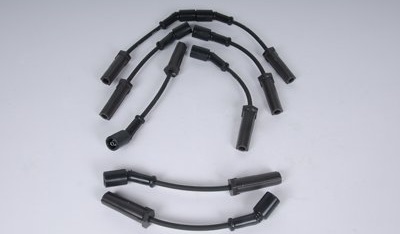 ACDelco 748UU GM Original Equipment Spark Plug Wire Set ACDelco 748UU GM Original Equipment Spark Plug Wire Set