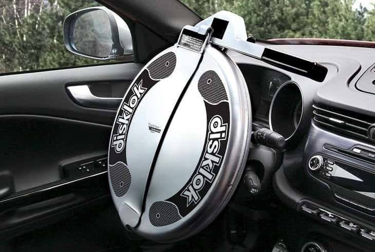 7 Best Steering Wheel Locks: Reviews, Buying Guide and FAQs 2023