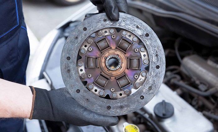 5 Symptoms of Throw Out Bearing Failure & Maintenance