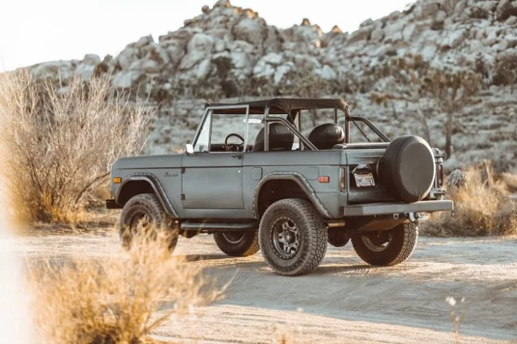 How to Fix Jeep Wrangler Bluetooth Problems