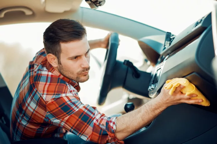 How to Get Weed Smell Out of the Car