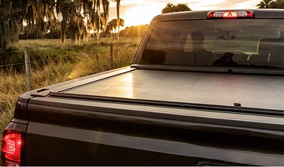 Roll-N-Lock LG447M M-Series Retractable Locking Tonneau Cover