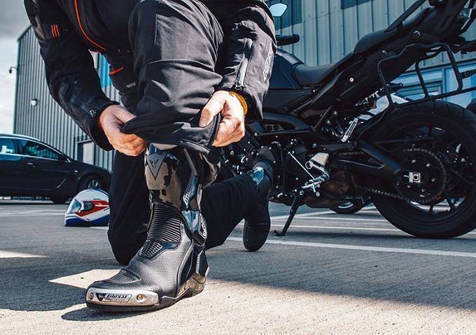 best motorcycle boots