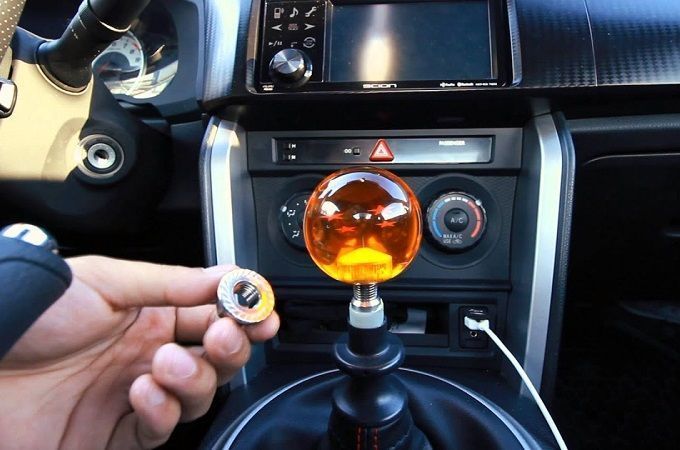 Top 15 Cool Shift Knobs of 2023 by Editors