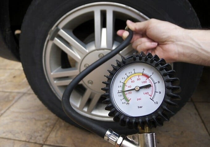 How To Buy The Best Tire Pressure Gauge