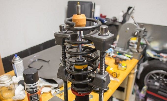 10 Best Strut Spring Compressors of 2023: Reviews, Buying Guide and FAQs 