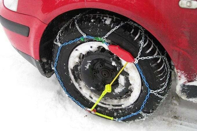 The Legality Of Tire Chains In The United States