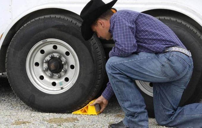 When To Replace RV Tires