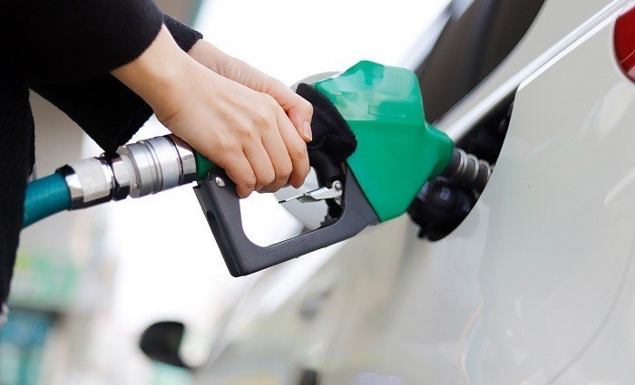 6 Ways to Remove Gas Smell from Your Car