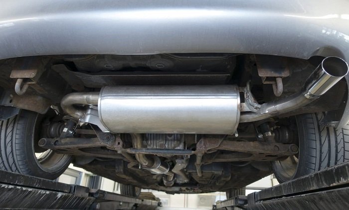 Straight Pipe Vs. Performance Exhausts Systems