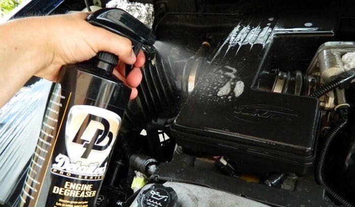 How To Buy The Best Engine Degreaser