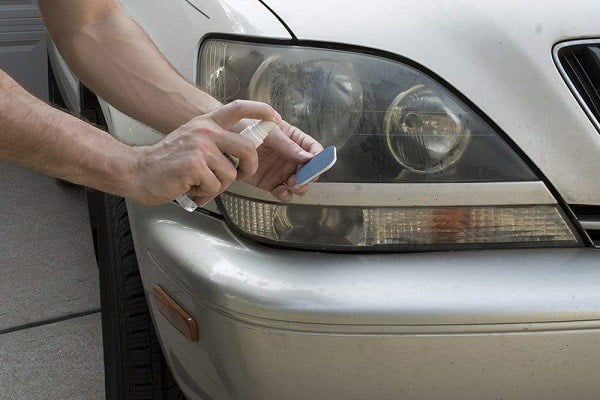 How To Clean Your Headlights